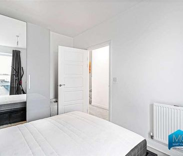 Edgecumbe Avenue, London, NW9 - Photo 5