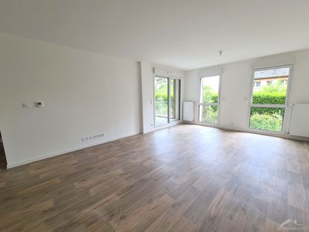 Location Appartement 3 pièces 71m² VITRE 35500 - Photo 4