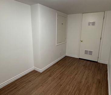 For Lease - 3243 Stoney Crescent Unit# Basement, Mississauga, Ontario - Photo 6
