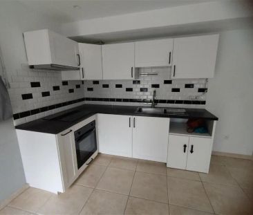 Location appartement 2 pièces - 35m² à Robion (84440) - Photo 4