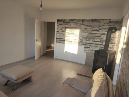 Eine schöne 4 - Zimmer Mietwohnung mit Gemeinschaftsgarten ca. 1500m² - Foto 2