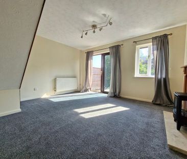 2 bedroom semi-detached to let - Photo 1