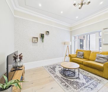 1 bedroom Flat in The Forbury, Reading - Photo 6