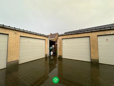 Energiezuinige woning met 3 slaapkamers, tuin en garage in het centrum van Koekelare - Photo 5