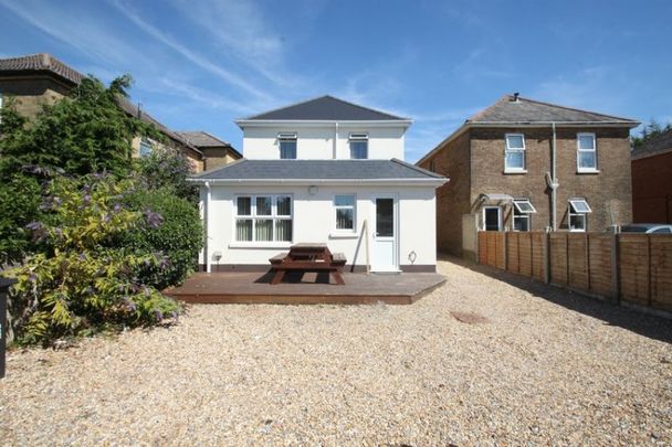 Student Home, Wallisdown - Photo 1