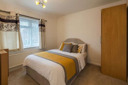 Grasmere Avenue, Tilehurst, Reading, RG30 - Photo 4