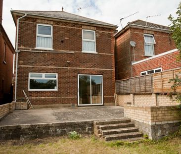 4 Bed Student house on Edgehill Road - Photo 4