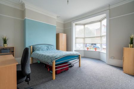 5 bedroom terraced house to rent - Photo 3