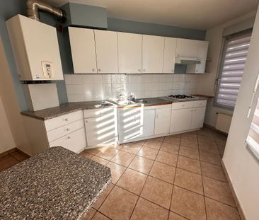 T3 proche Place Guichard avec cave et garage - Idéalement ... - Photo 5