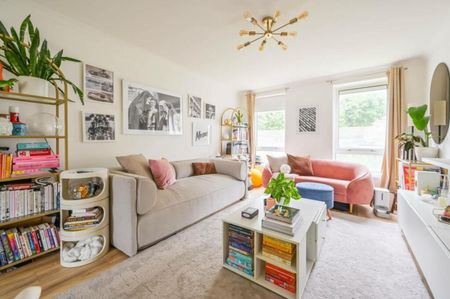 1 Bed Flat, Ming Street, E14 - Photo 2