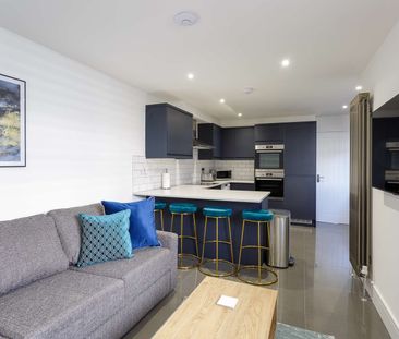 Tennyson Road Room 6 - Photo 1