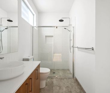 Modern Two-Bedroom Home in a Convenient Location - Photo 2