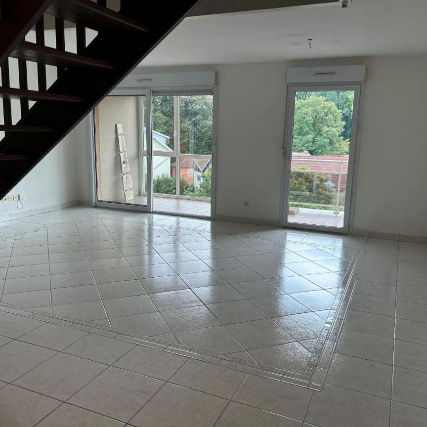 Appartement à louer 5 pièces 119.55m² - Photo 1