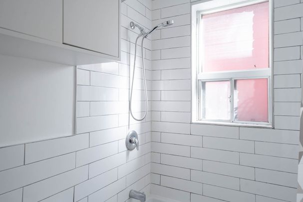 For Lease - 781 St Clair Avenue Unit# 3, Toronto, Ontario - Photo 1