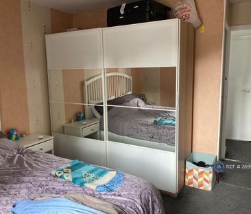 2 bedroom terraced house to rent - Photo 4