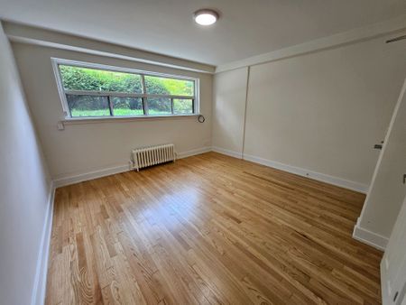 For Lease - 450 Arlington Avenue Unit# 1, Toronto, Ontario - Photo 3