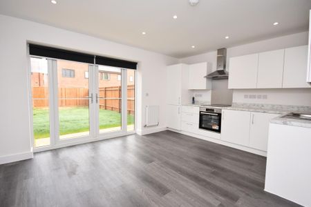 1 bedroom in a house share to rent - Photo 4