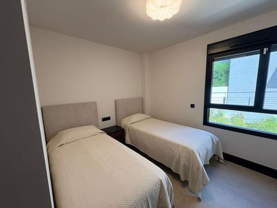 3 room luxury Apartment for rent in Marbella, Spain - Photo 1