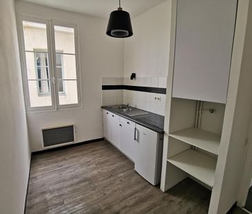 Location Appartement 1 pièce 37m² BORDEAUX 33000 - Photo 4