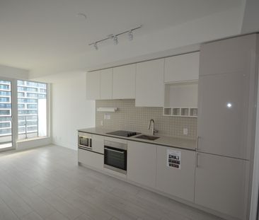 For Lease - 898 Portage Parkway Unit# 3906 Master, Vaughan, Ontario - Photo 2