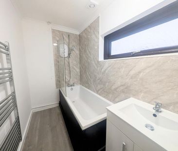 3 bedroom property with land to rent - Photo 4