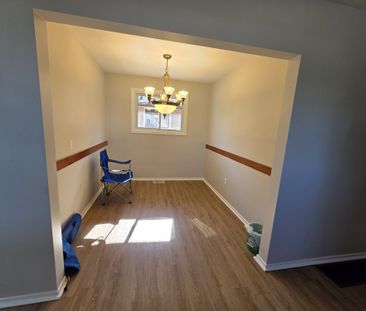 For Lease - 264 Vansitmart Avenue, Hamilton, Ontario - Photo 4