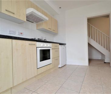 1 bedroom maisonette to rent - Photo 3