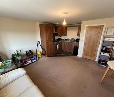 1 bedroom flat to rent - Photo 2