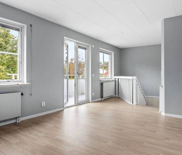 Utsiktsgatan, Trollhättan - Photo 5