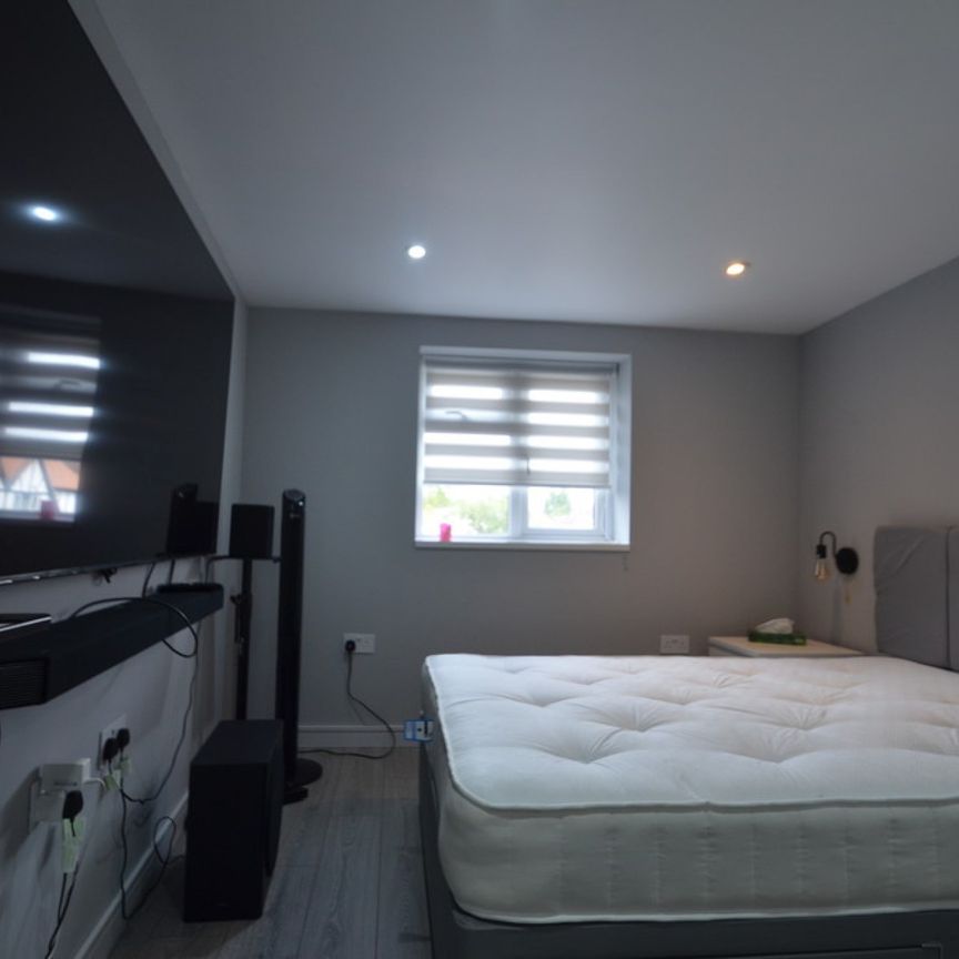 3 bedroom Detached house to rent - Photo 1