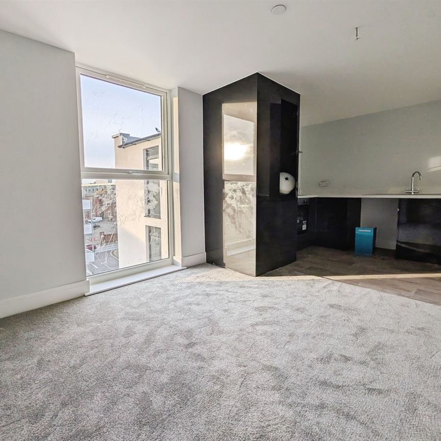 Clarendon Apartments, SO14 - Photo 1