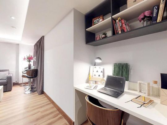 Studio to rent - Photo 1