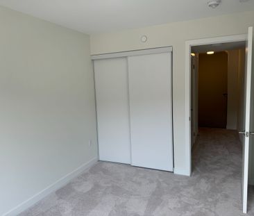 For Lease - 3538 Colonial Drive Unit# 18, Mississauga, Ontario - Photo 3