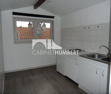 Location Appartement 1 pièce 23m² ST ETIENNE 42000 - Photo 2