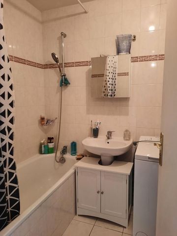 Location Appartement 3 pièces Meublé 50m² CORBEIL ESSONNES 91100 - Photo 4