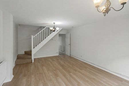 Cottage Grove, Surbiton - 2 bedrooms Property for lettings - Seymours - Photo 2