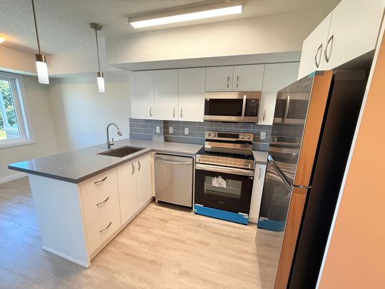 For Lease - 370 Fisher Mills Road Unit# C60, Cambridge, Ontario - Photo 1