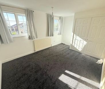 2 bedroom semi-detached house to rent - Photo 3