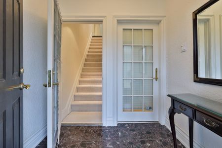 For Lease - 119 Chaplin Crescent Unit# Upper, Toronto, Ontario - Photo 3