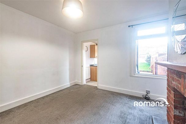 3 bedroom terraced house to rent - Photo 1