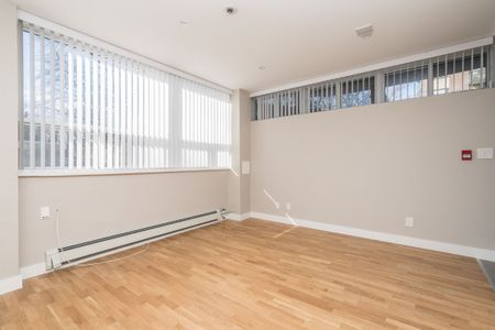 190 Jameson Avenue - Photo 2