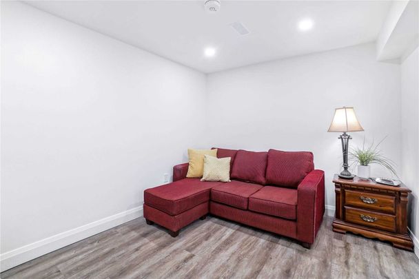 For Lease - 117 St Johns Road Unit# Lower, Toronto, Ontario - Photo 1