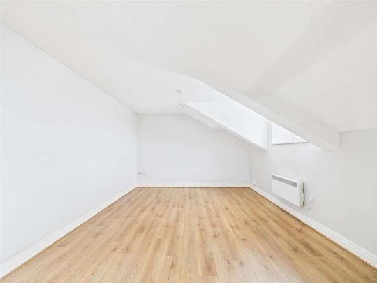 Withens Lane Wallasey Wirral, CH45 - Photo 1