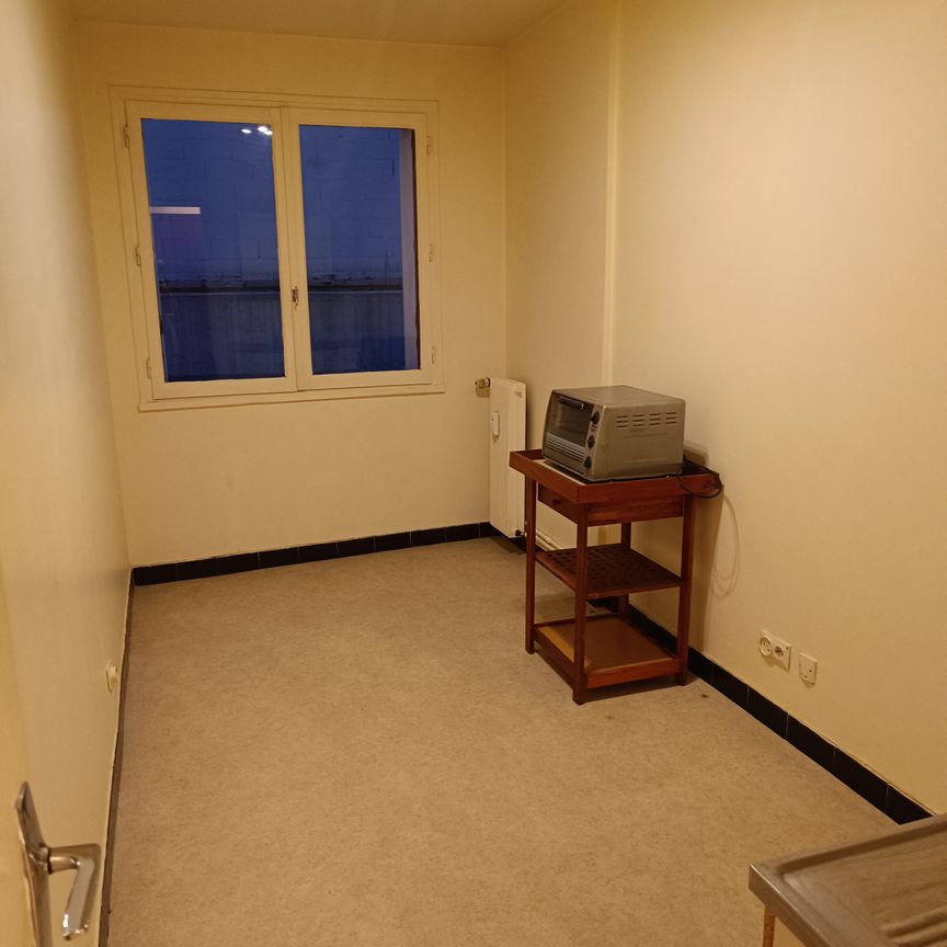 Location Appartement 2 pièces 40m² VIERZON 18100 - Photo 1