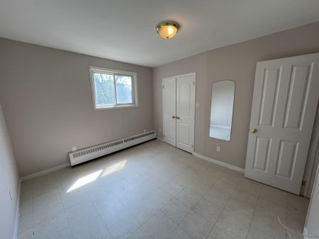 For Lease - 86 Brock Street Unit# 3, Oshawa, Ontario - Photo 4