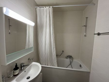 Charmant 2.5 pièces au centre de Lausanne proche du CHUV - Foto 4