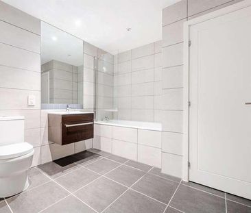 Sussex House, The Forbury, Reading, RG1 - Photo 3