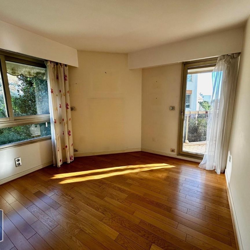 Location Appartement 3 pièces 73m² LE CANNET 06110 - Photo 1