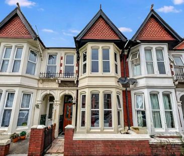 5 bedroom terraced house to rent - Photo 2