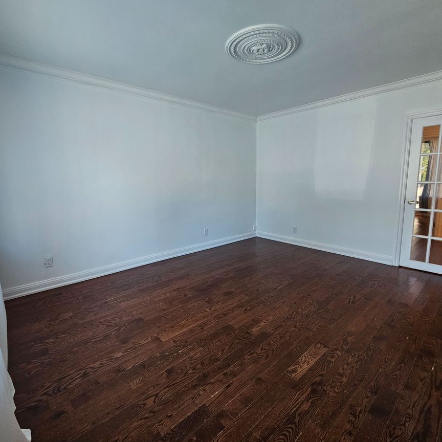 For Lease - 44 Harris Park Drive, Toronto, Ontario - Photo 1